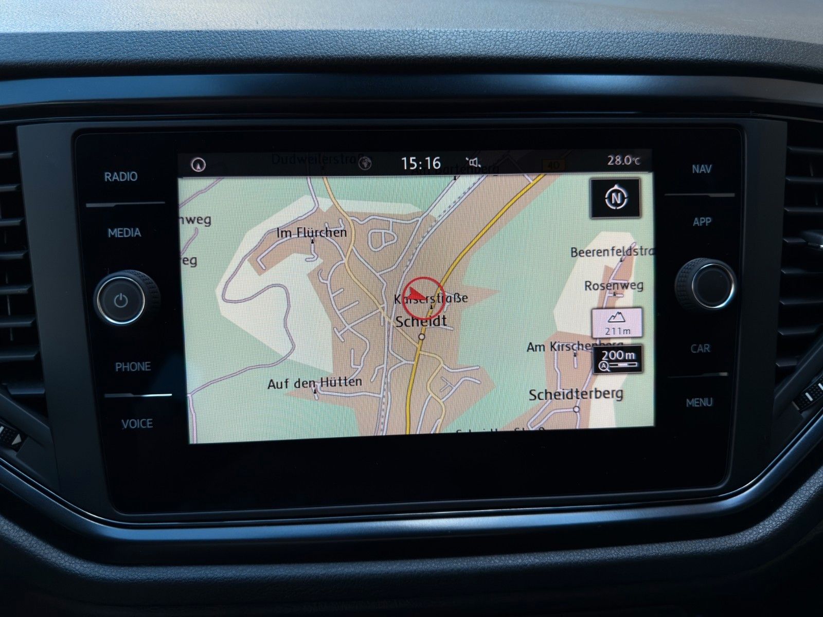 Fahrzeugabbildung Volkswagen T-Roc 1.0 TSI OPF *1.Hand*2-Zonenklima*Bluetooth