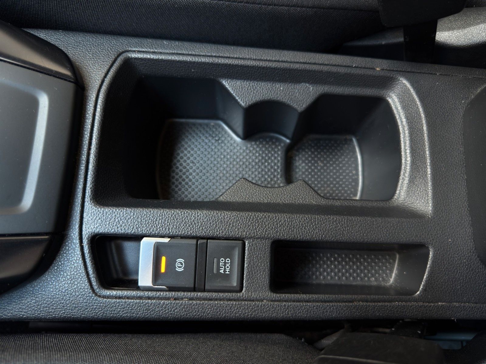 Fahrzeugabbildung Volkswagen T-Roc 1.0 TSI OPF *1.Hand*2-Zonenklima*Bluetooth
