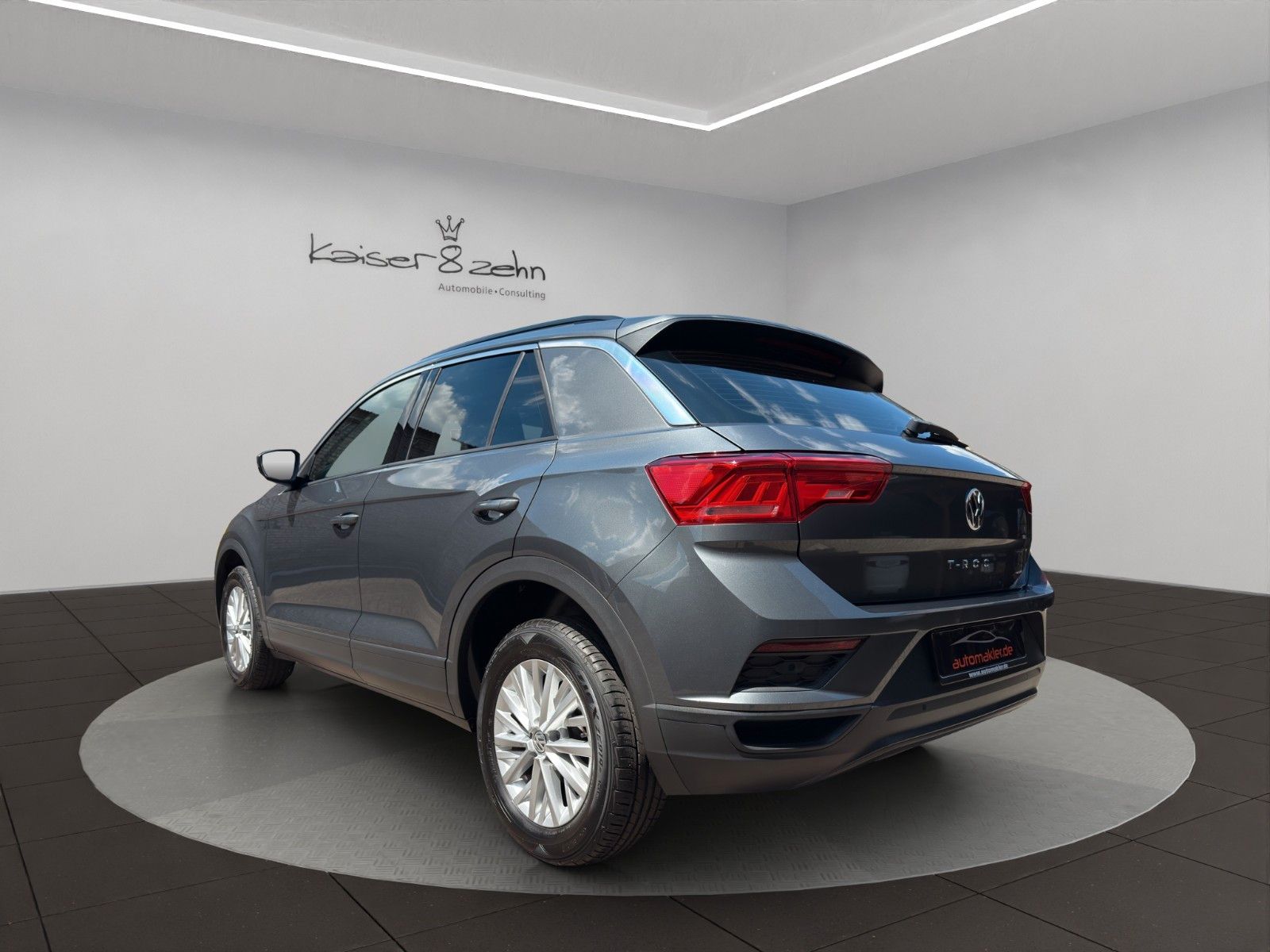Fahrzeugabbildung Volkswagen T-Roc 1.0 TSI OPF *1.Hand*2-Zonenklima*Bluetooth