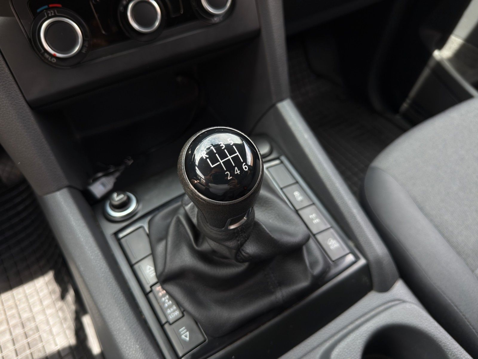 Fahrzeugabbildung Volkswagen Amarok 2.0 TDI 4Motion *1.Hand*AHK*Klima*