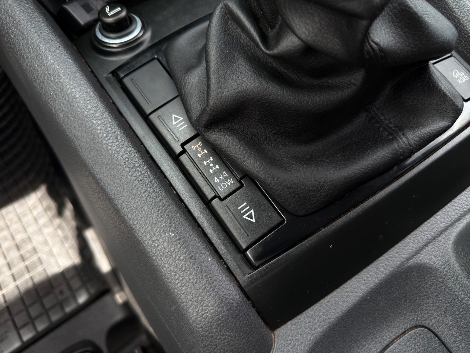 Fahrzeugabbildung Volkswagen Amarok 2.0 TDI 4Motion *1.Hand*AHK*Klima*