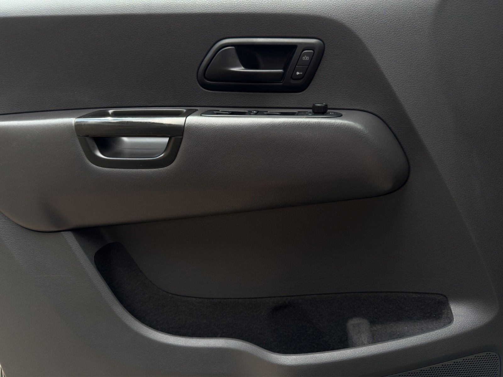 Fahrzeugabbildung Volkswagen Amarok 2.0 TDI 4Motion *1.Hand*AHK*Klima*