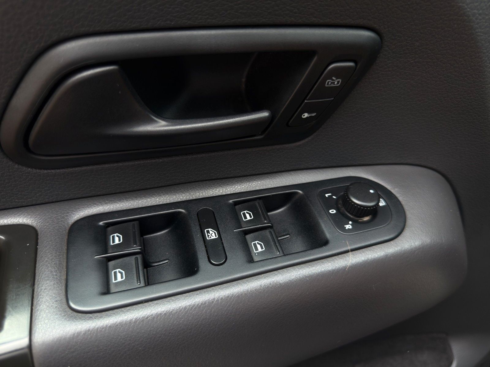 Fahrzeugabbildung Volkswagen Amarok 2.0 TDI 4Motion *1.Hand*AHK*Klima*
