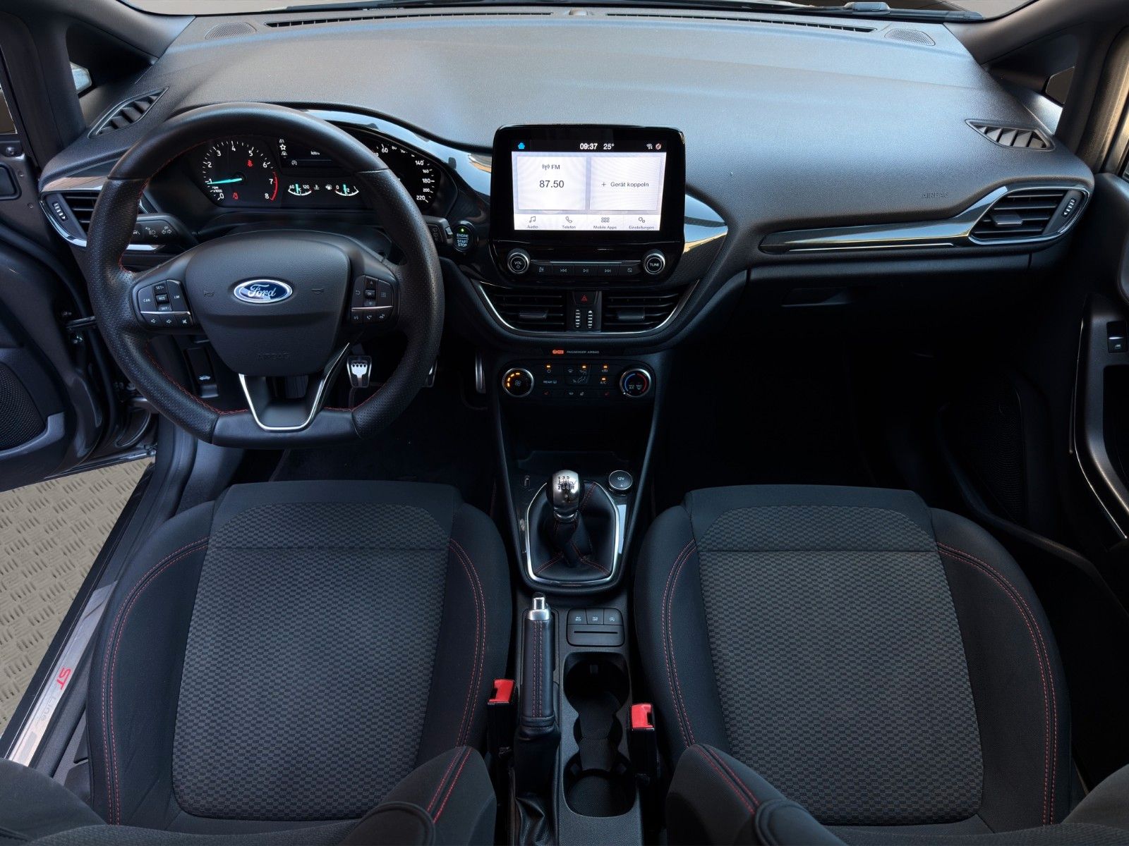 Fahrzeugabbildung Ford Fiesta ST-Line *2.Hand*Lenkradhzg*CarPlay*
