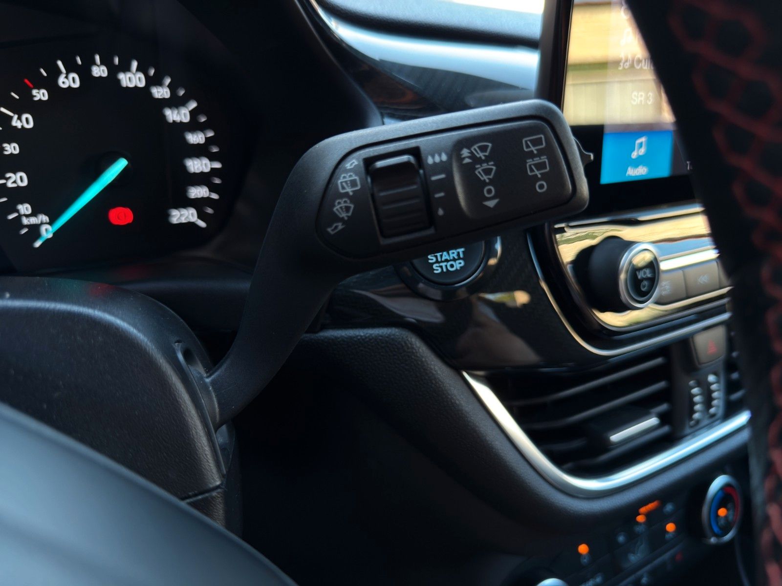Fahrzeugabbildung Ford Fiesta ST-Line *2.Hand*Lenkradhzg*CarPlay*