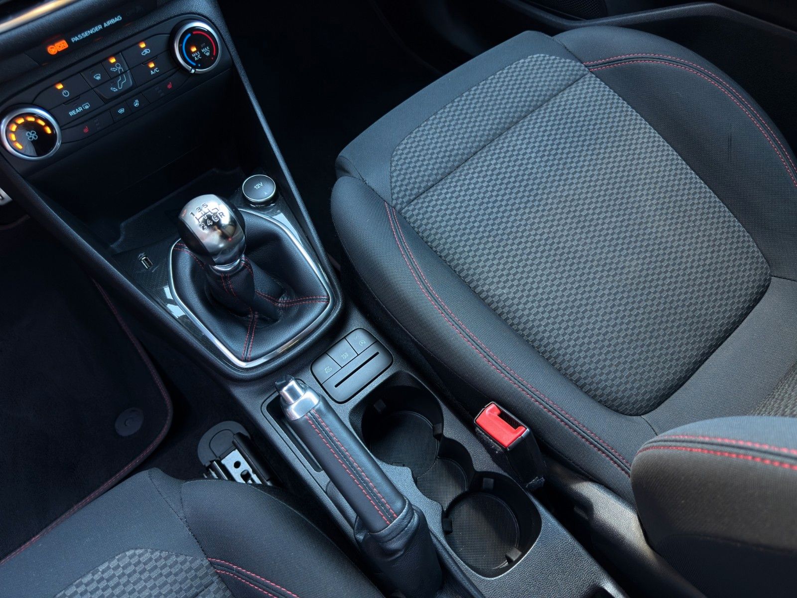 Fahrzeugabbildung Ford Fiesta ST-Line *2.Hand*Lenkradhzg*CarPlay*