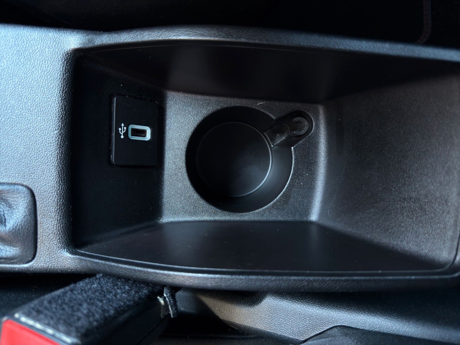 Fahrzeugabbildung Ford Fiesta ST-Line *2.Hand*Lenkradhzg*CarPlay*