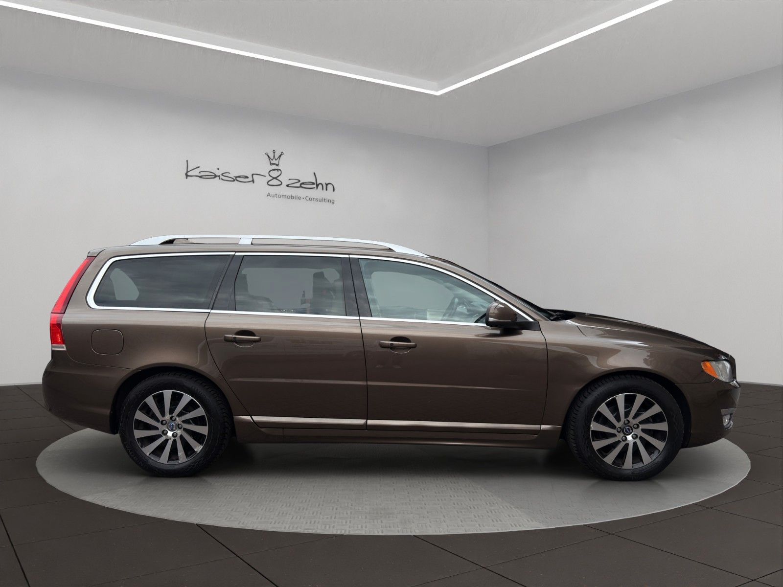 Fahrzeugabbildung Volvo V70 D4 Summum *2.Hand*Memory-Sitze*