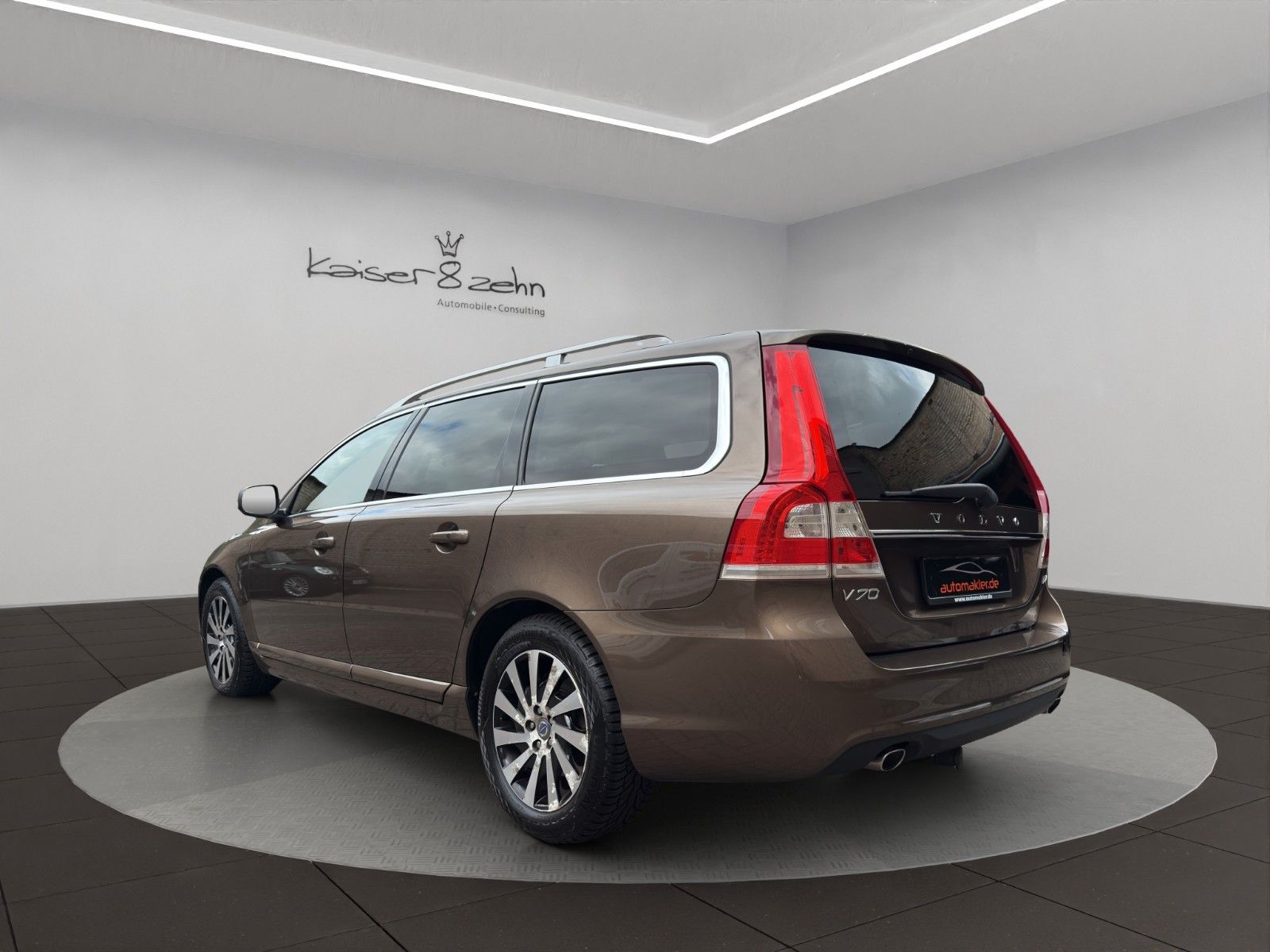 Fahrzeugabbildung Volvo V70 D4 Summum *2.Hand*Memory-Sitze*