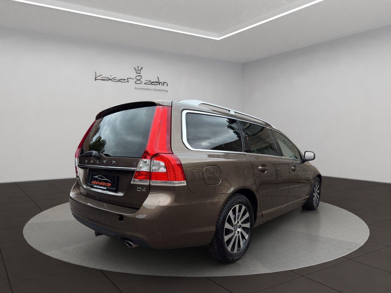 Fahrzeugabbildung Volvo V70 D4 Summum *2.Hand*Memory-Sitze*
