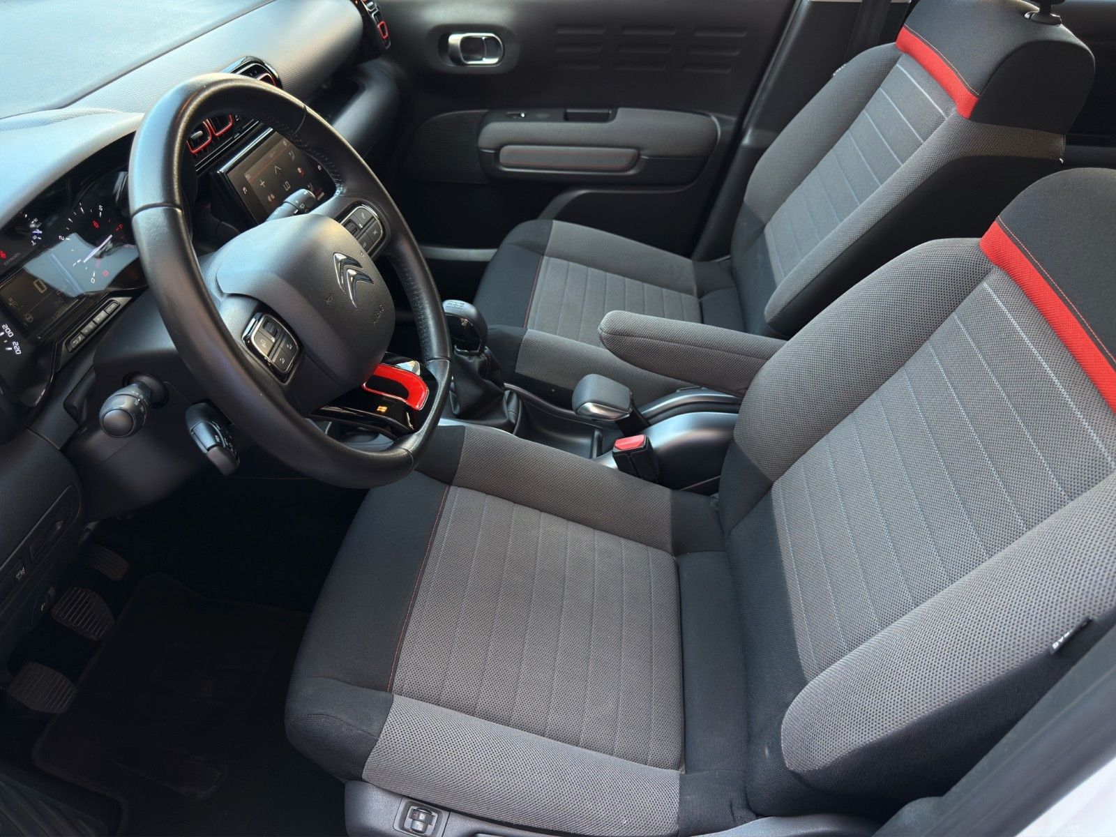 Fahrzeugabbildung Citroën C3 Aircross Feel *2.Hand*PDC*Klima*Bluetooth*