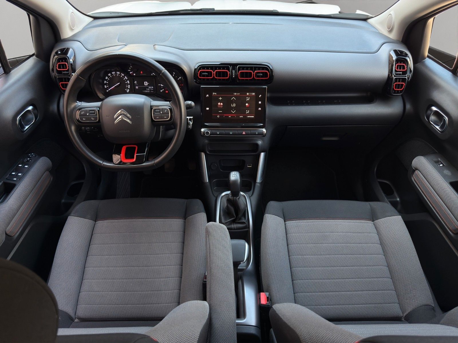 Fahrzeugabbildung Citroën C3 Aircross Feel *2.Hand*PDC*Klima*Bluetooth*