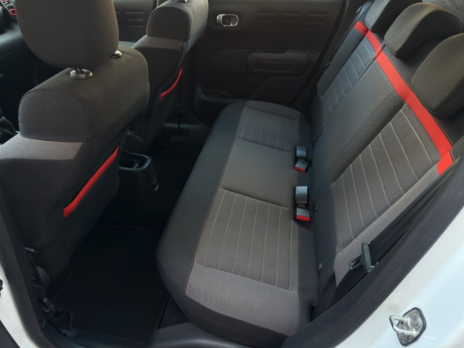 Fahrzeugabbildung Citroën C3 Aircross Feel *2.Hand*PDC*Klima*Bluetooth*