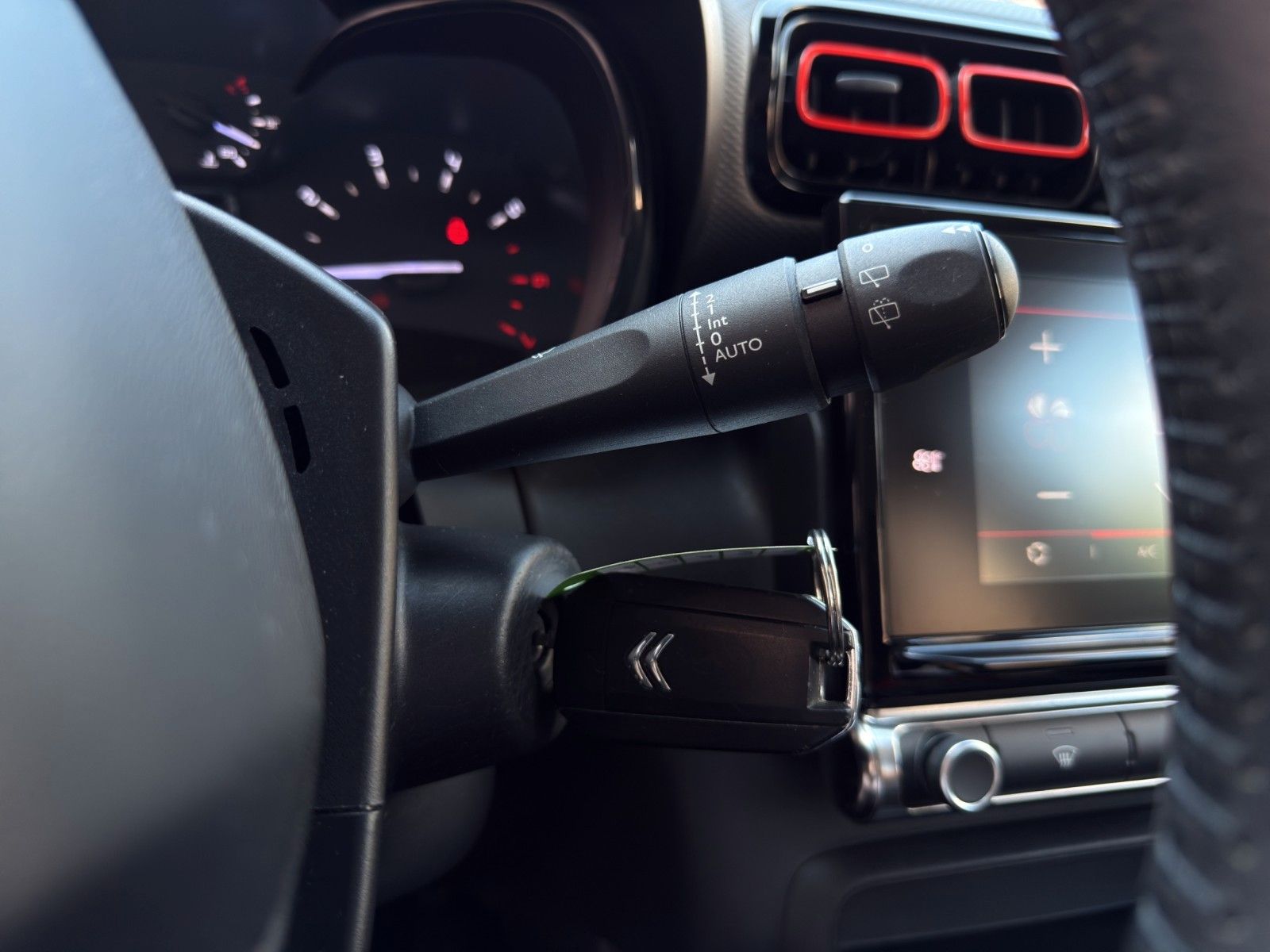 Fahrzeugabbildung Citroën C3 Aircross Feel *2.Hand*PDC*Klima*Bluetooth*