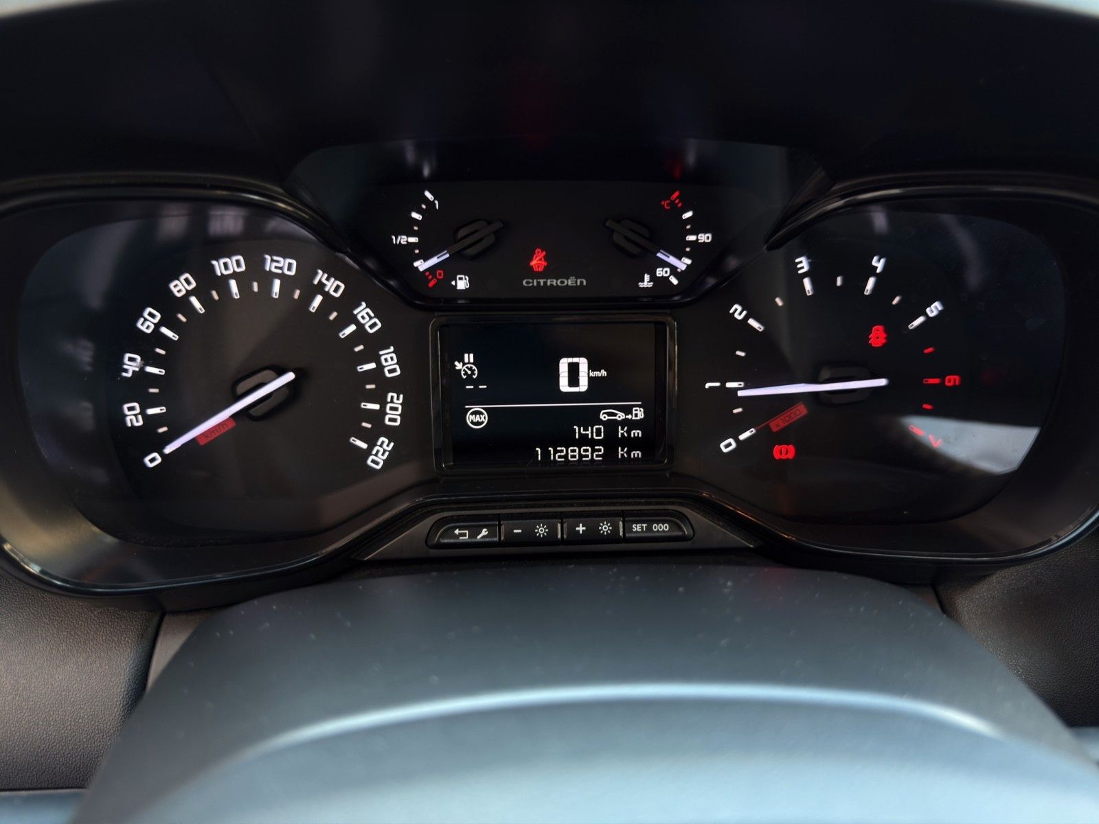 Fahrzeugabbildung Citroën C3 Aircross Feel *2.Hand*PDC*Klima*Bluetooth*