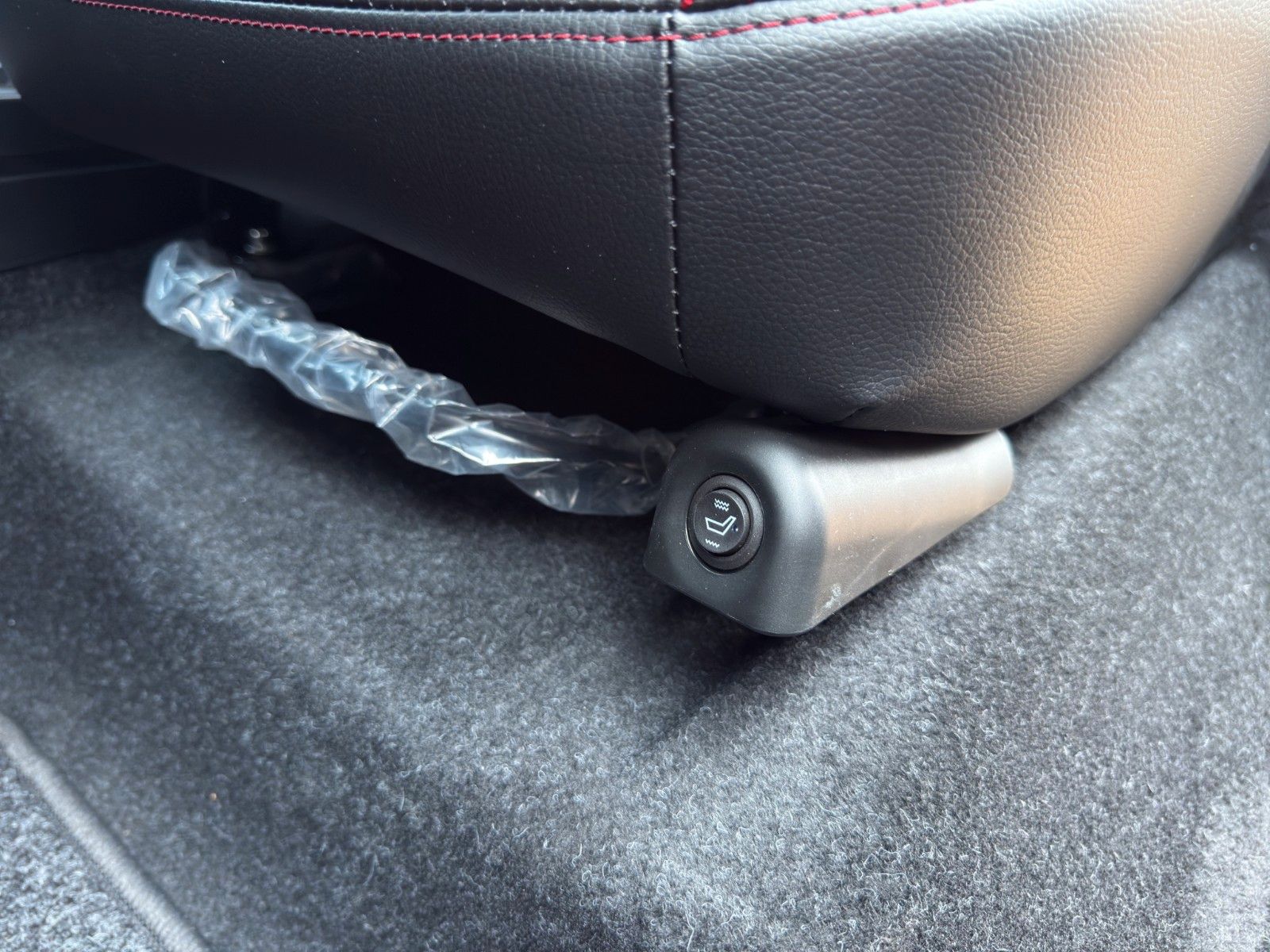 Fahrzeugabbildung Ligier JS 50 E Sport Ultimate B11 *Klima*Servo*