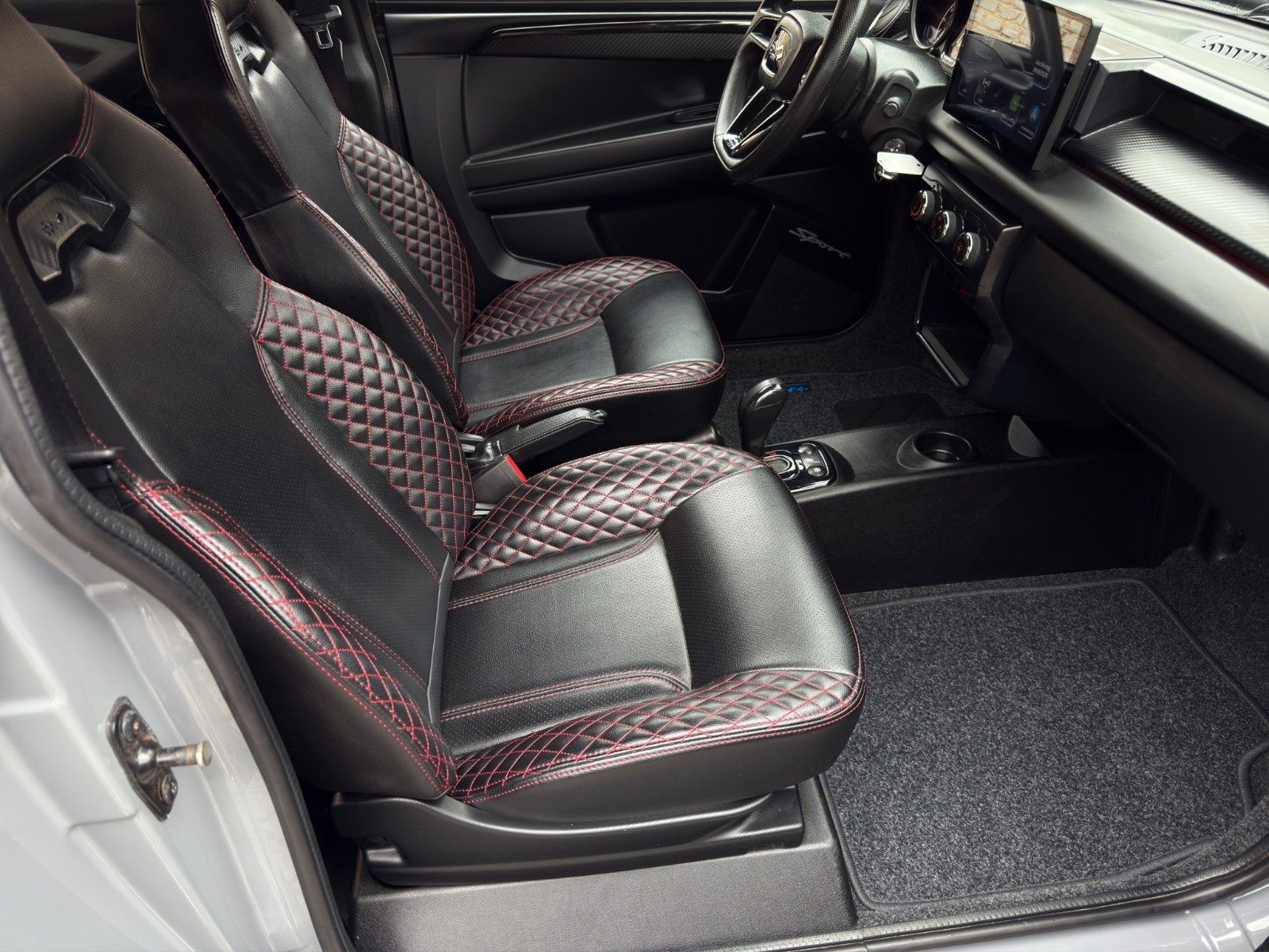 Fahrzeugabbildung Ligier JS 50 C Sport Ultimate *Klima*CarPlay*