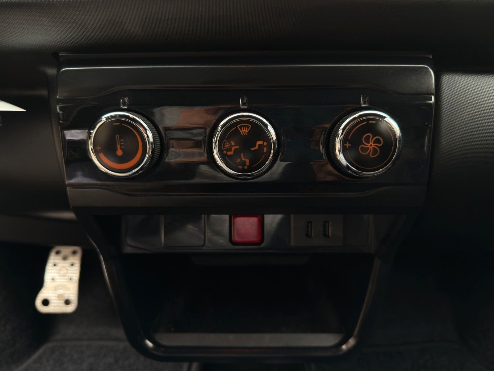 Fahrzeugabbildung Ligier JS 50 C Sport Ultimate *Klima*CarPlay*