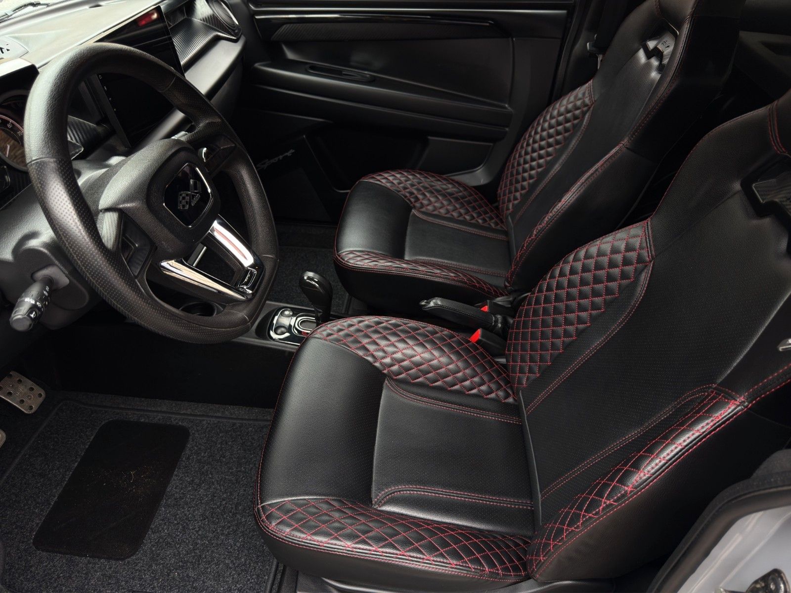 Fahrzeugabbildung Ligier JS 50 C Sport Ultimate *Klima*CarPlay*