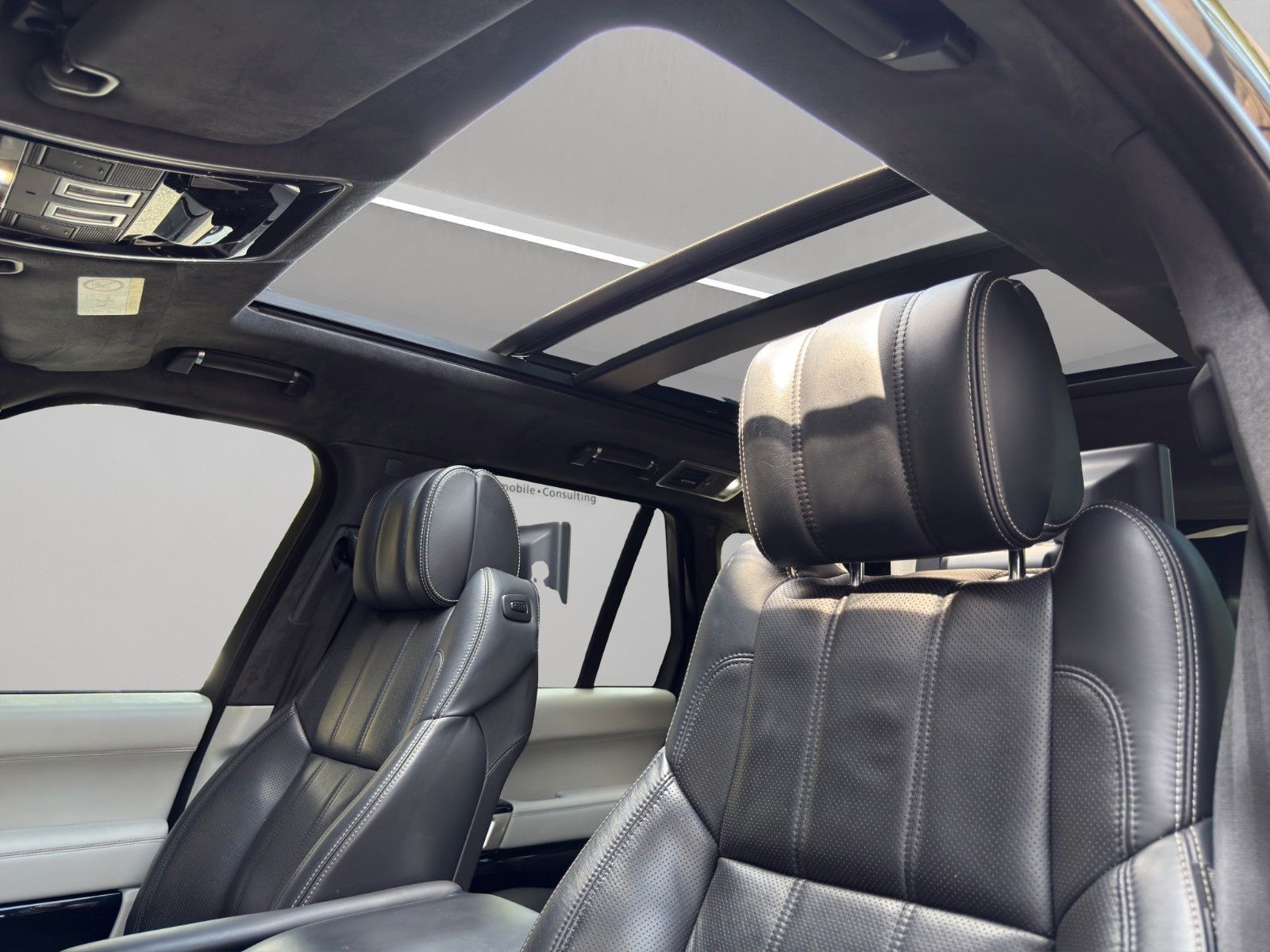 Fahrzeugabbildung Land Rover Range Rover SDV8 langer Radstand Autobiography