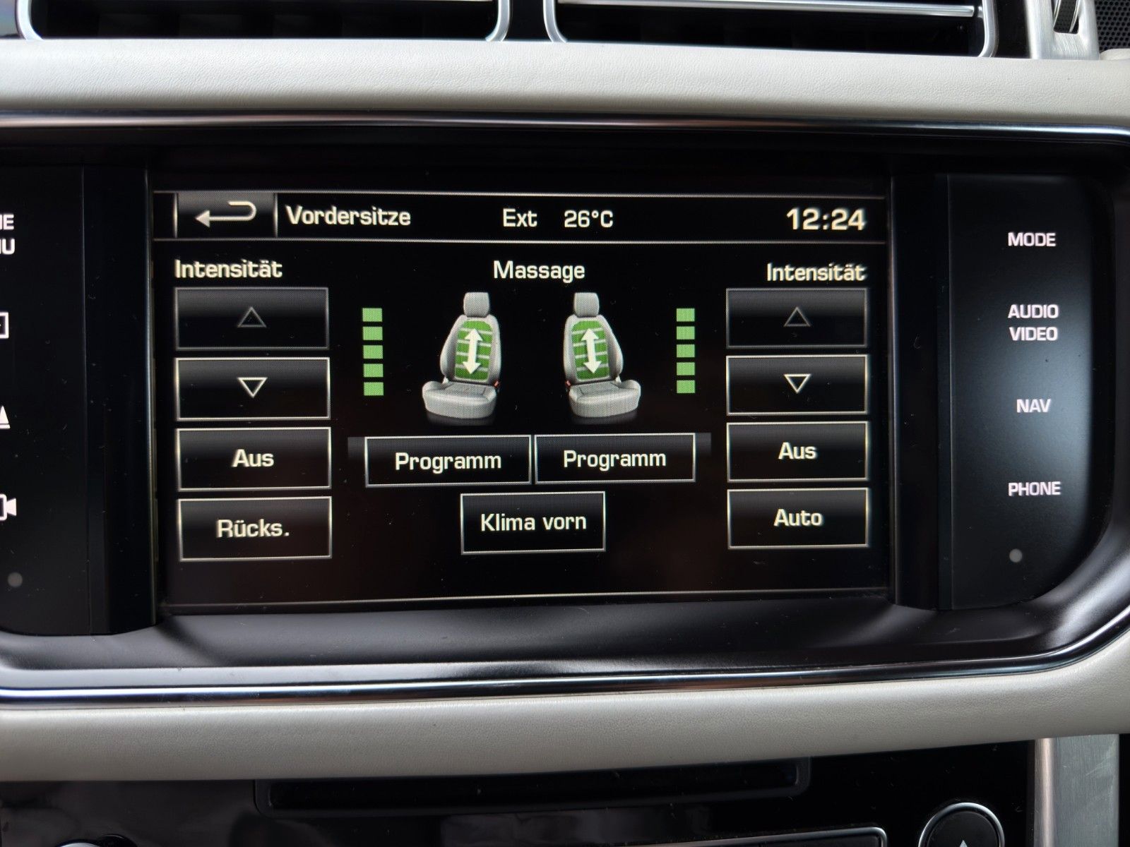 Fahrzeugabbildung Land Rover Range Rover SDV8 langer Radstand Autobiography