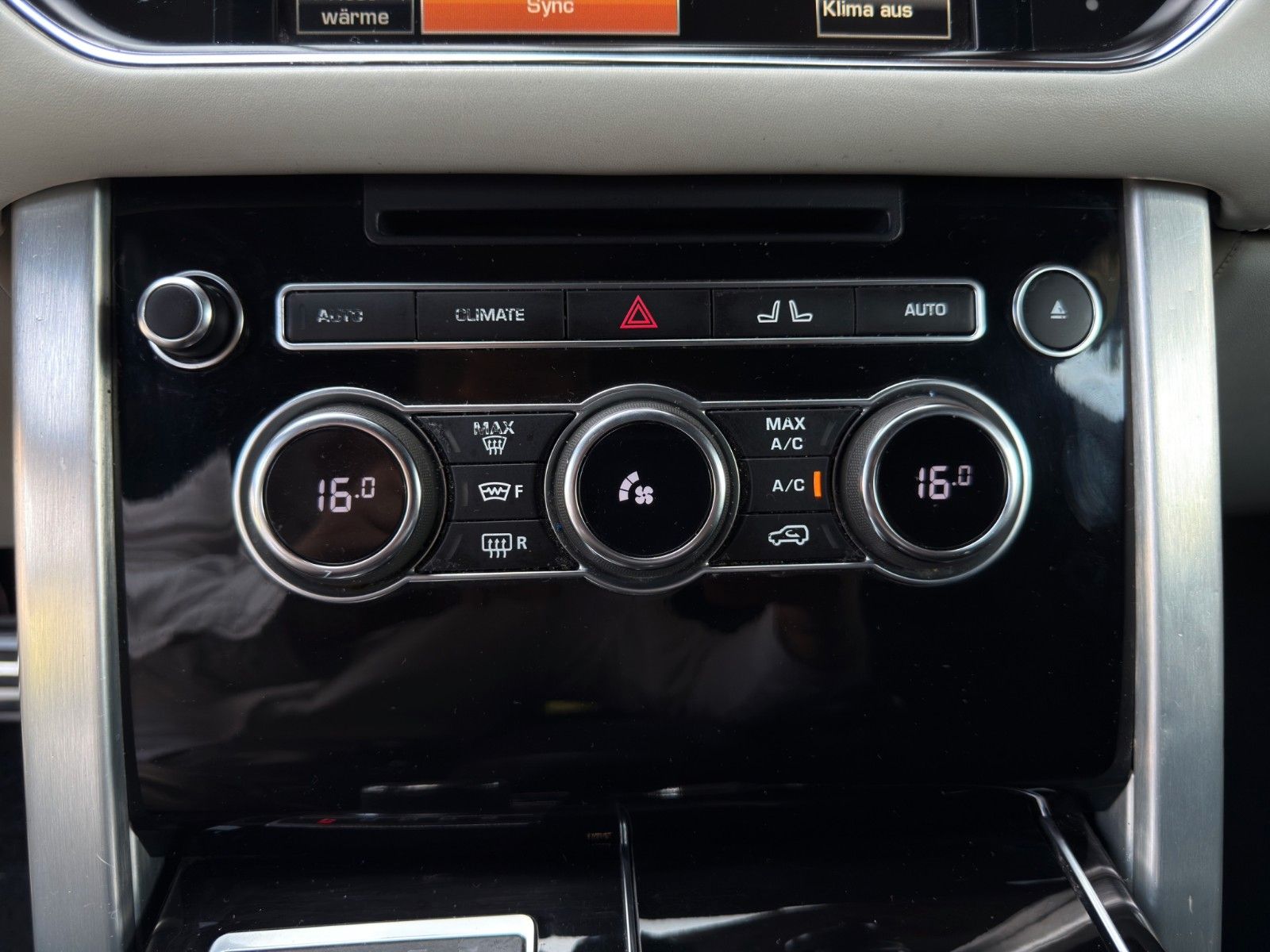 Fahrzeugabbildung Land Rover Range Rover SDV8 langer Radstand Autobiography