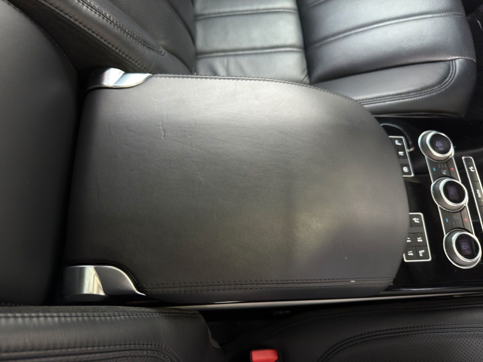Fahrzeugabbildung Land Rover Range Rover SDV8 langer Radstand Autobiography