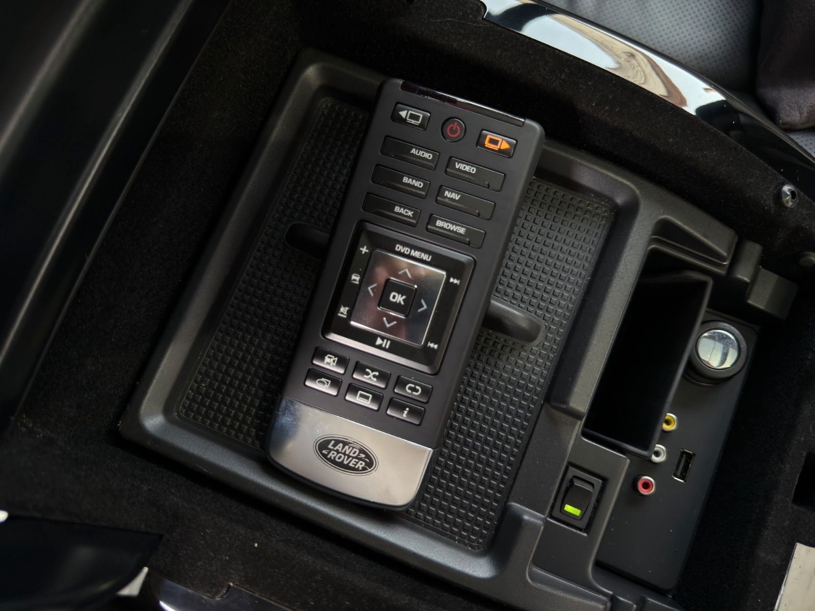 Fahrzeugabbildung Land Rover Range Rover SDV8 langer Radstand Autobiography