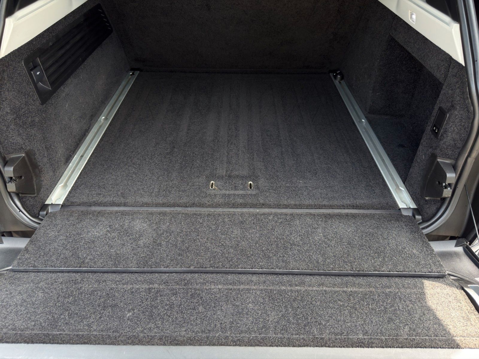 Fahrzeugabbildung Land Rover Range Rover SDV8 langer Radstand Autobiography