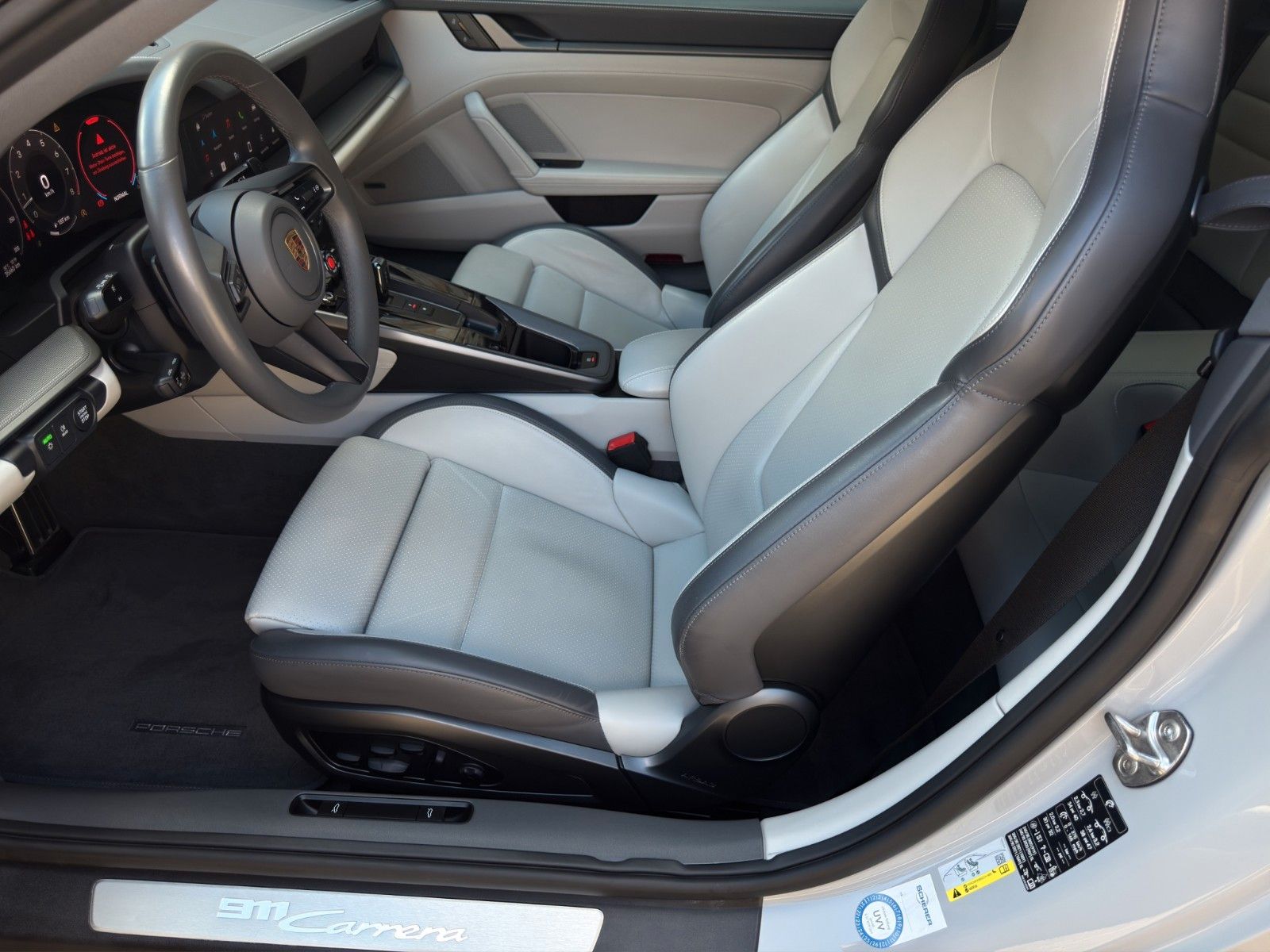 Fahrzeugabbildung Porsche 992.2 Carrera*1.Hand*Bose*Sport-AGA*Lift*
