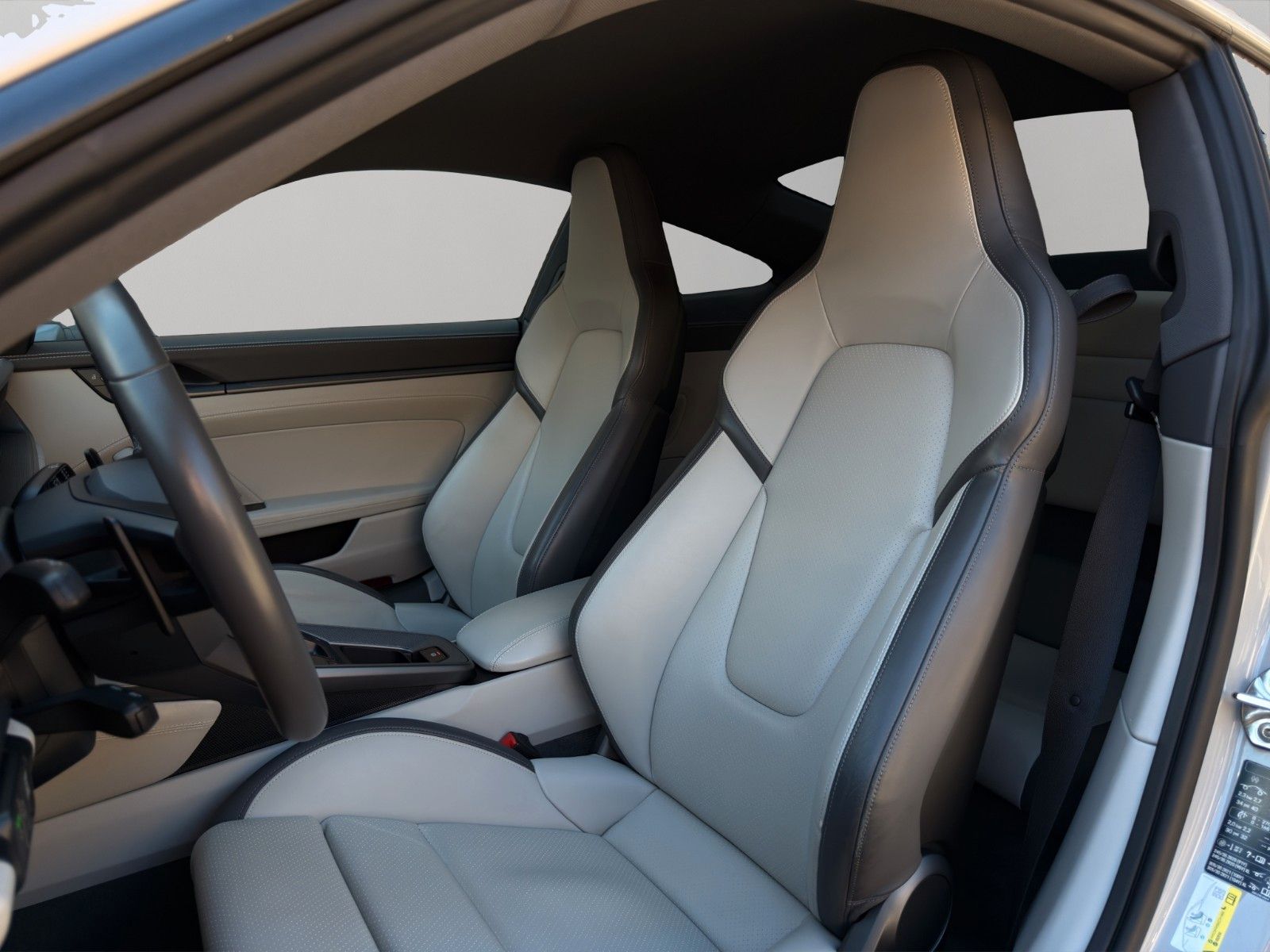 Fahrzeugabbildung Porsche 992.2 Carrera*1.Hand*Bose*Sport-AGA*Lift*