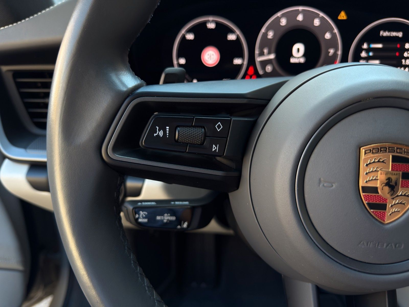Fahrzeugabbildung Porsche 992.2 Carrera*1.Hand*Bose*Sport-AGA*Lift*