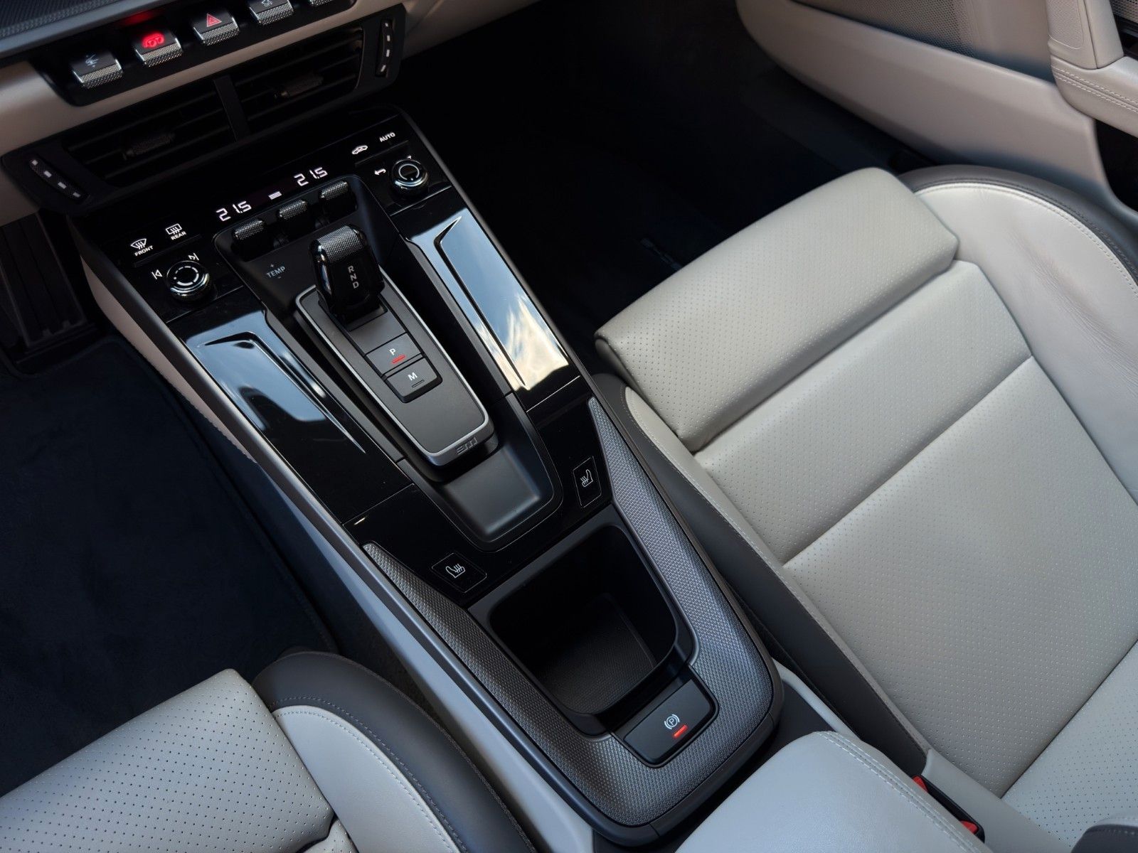 Fahrzeugabbildung Porsche 992.2 Carrera*1.Hand*Bose*Sport-AGA*Lift*
