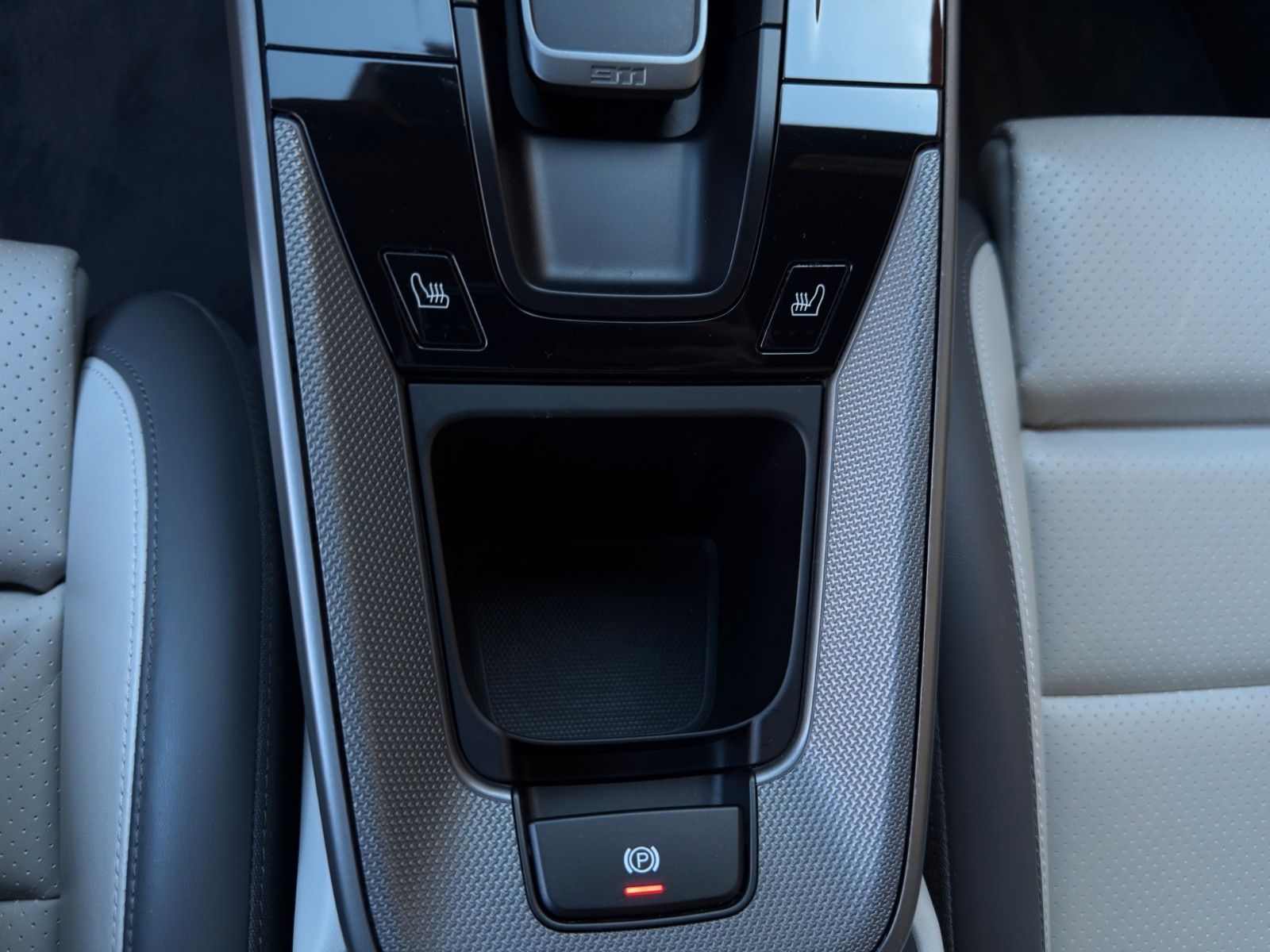 Fahrzeugabbildung Porsche 992.2 Carrera*1.Hand*Bose*Sport-AGA*Lift*
