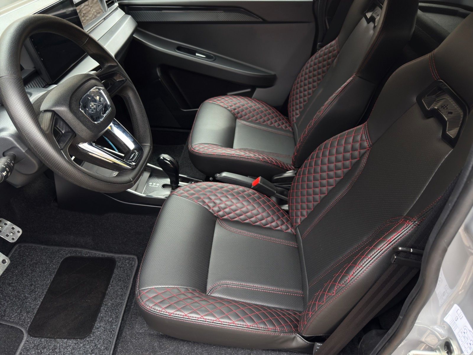 Fahrzeugabbildung Ligier JS 60 D Sport Ultimate E5+ *CarPlay*Servo*